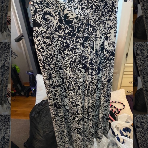 Black and white patterned maxi skirt - Picture 1 of 3